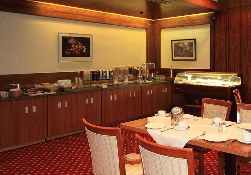 קוויקבורן Hotel-Restaurant Seegarten Quickborn מראה חיצוני תמונה